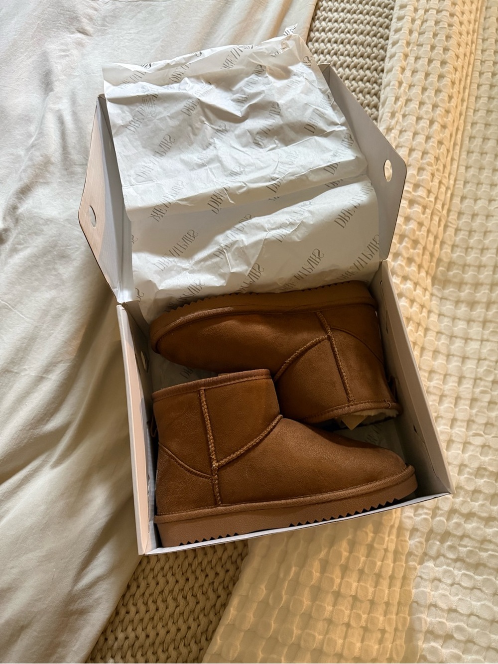 Dream Pairs Chestnut Ankle Boots
